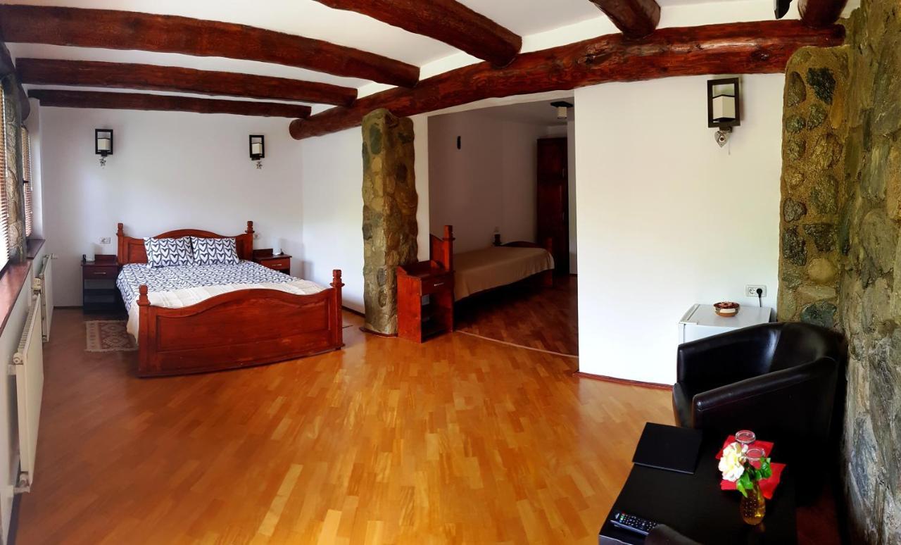 Villa Casa Bunicului Vistisoara Camera foto