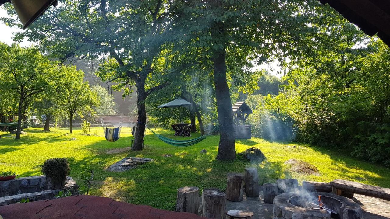 Villa Casa Bunicului Vistisoara Esterno foto